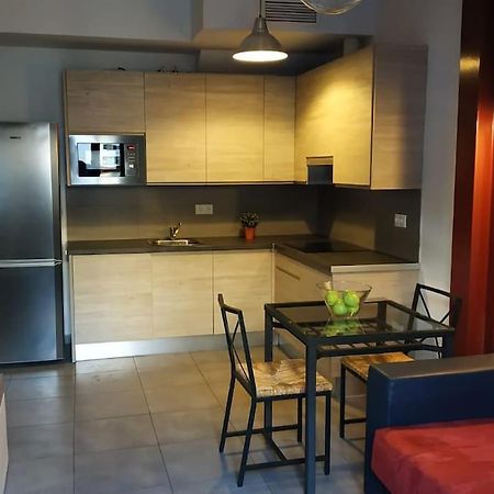Fabuloso Apartamento En Triana Sevilla Bagian luar foto