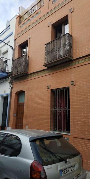 Fabuloso Apartamento En Triana Sevilla Bagian luar foto
