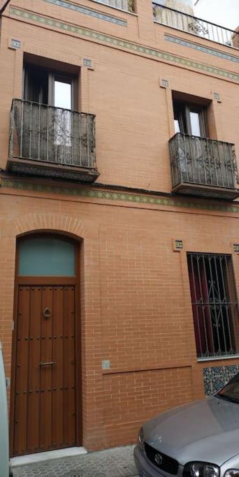 Fabuloso Apartamento En Triana Sevilla Bagian luar foto